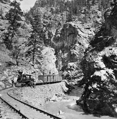 Silbererz-Zug, Clear Creek Canyon, Colorado von American Photographer